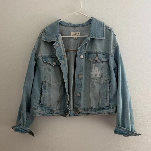 Dodgers Light Blue Denim Jean Jacket - Team Logo Back - Picture 3 of 3